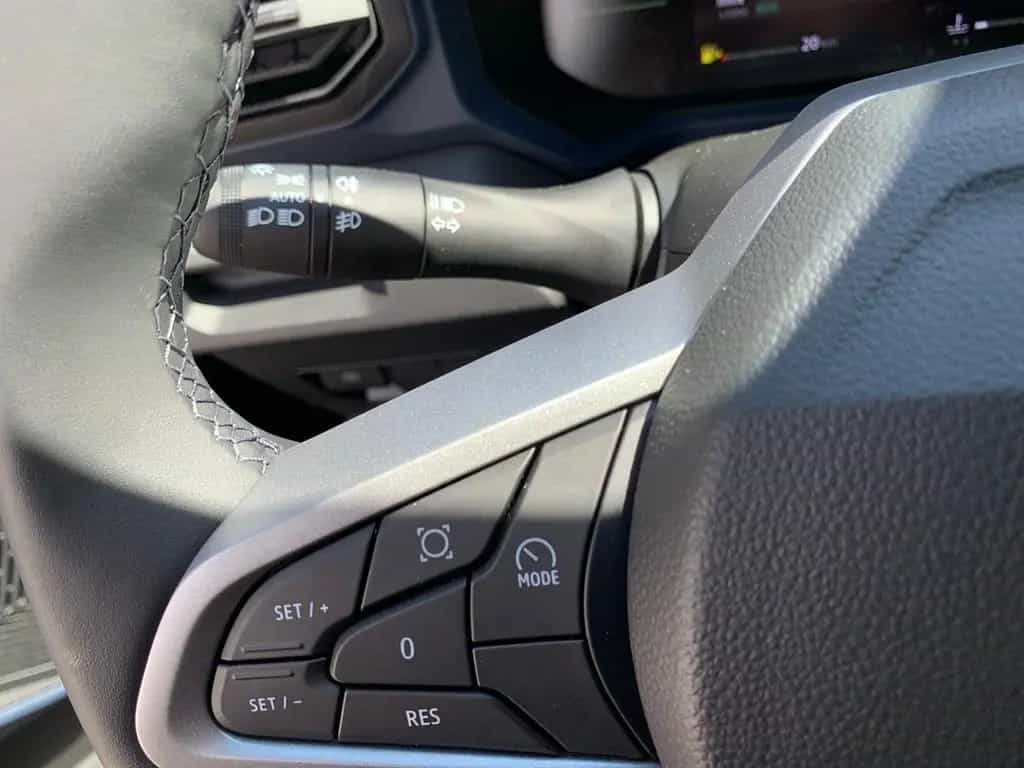 Dacia Bigster EXPRESSION MILD HYBRID 130 4x4 SHZ+NAVI 07/2025-photo-20