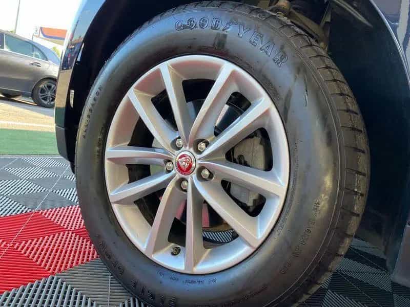 Jaguar F-Pace 2.0 D 180 CV AWD aut. 06/2017-photo-13