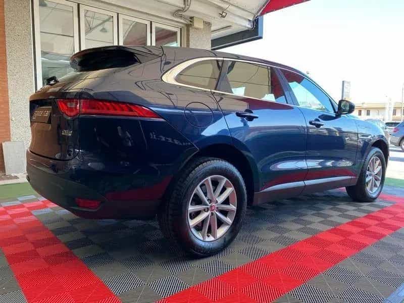 Jaguar F-Pace 2.0 D 180 CV AWD aut. 06/2017-photo-3