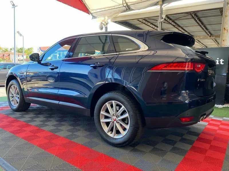 Jaguar F-Pace 2.0 D 180 CV AWD aut. 06/2017-photo-5