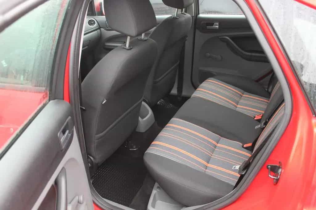 Ford Focus Lim Wartung/ZahnriemenNEU 09/2009-photo-3