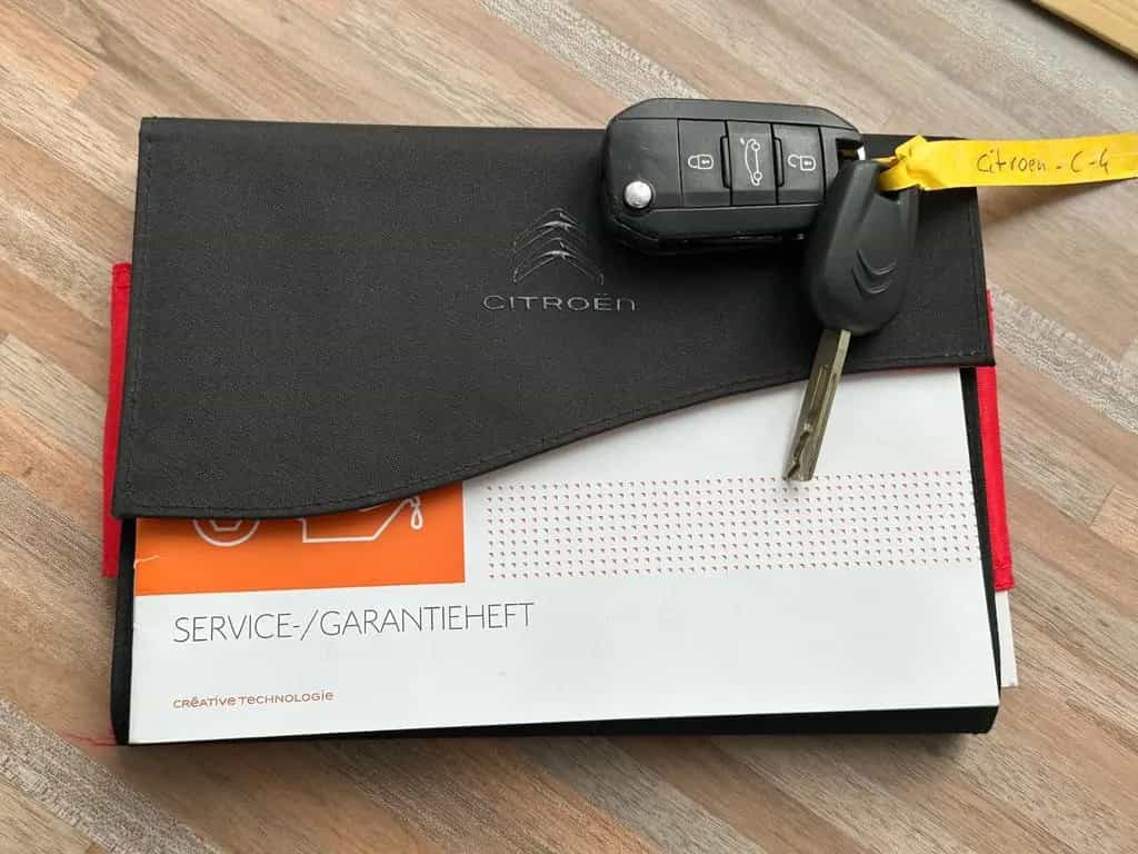 Citroën C4 Cactus PureTech 110 S&S Selection Navi*Klima 07/2017-photo-23