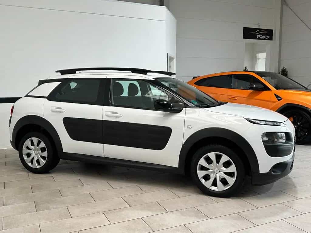 Citroën C4 Cactus PureTech 110 S&S Selection Navi*Klima 07/2017-photo-3