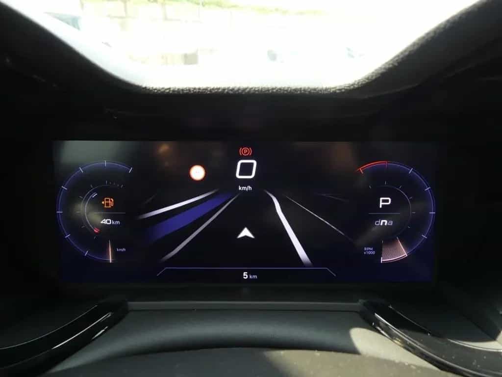 Alfa Romeo Junior IBRIDA Q4 1.2 VGT 145PS DCT6 SPORT SABELT 01/2026-photo-30
