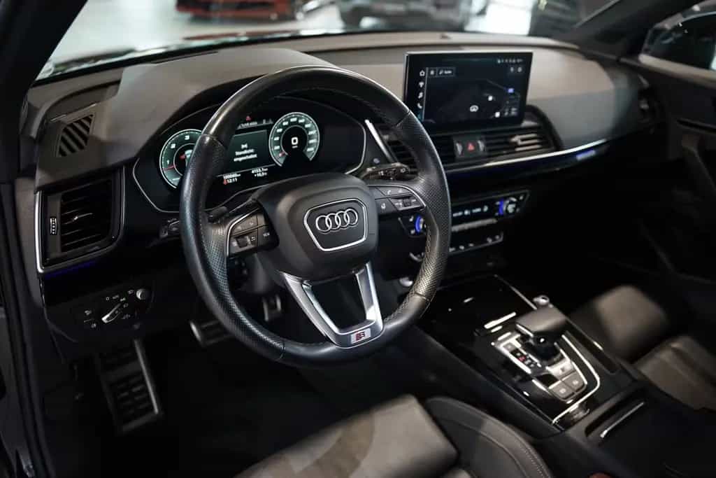 Audi SQ5 Sportback q. 1.H *21 *Virtual*Pano*AHK*LUFT 09/2021-photo-22