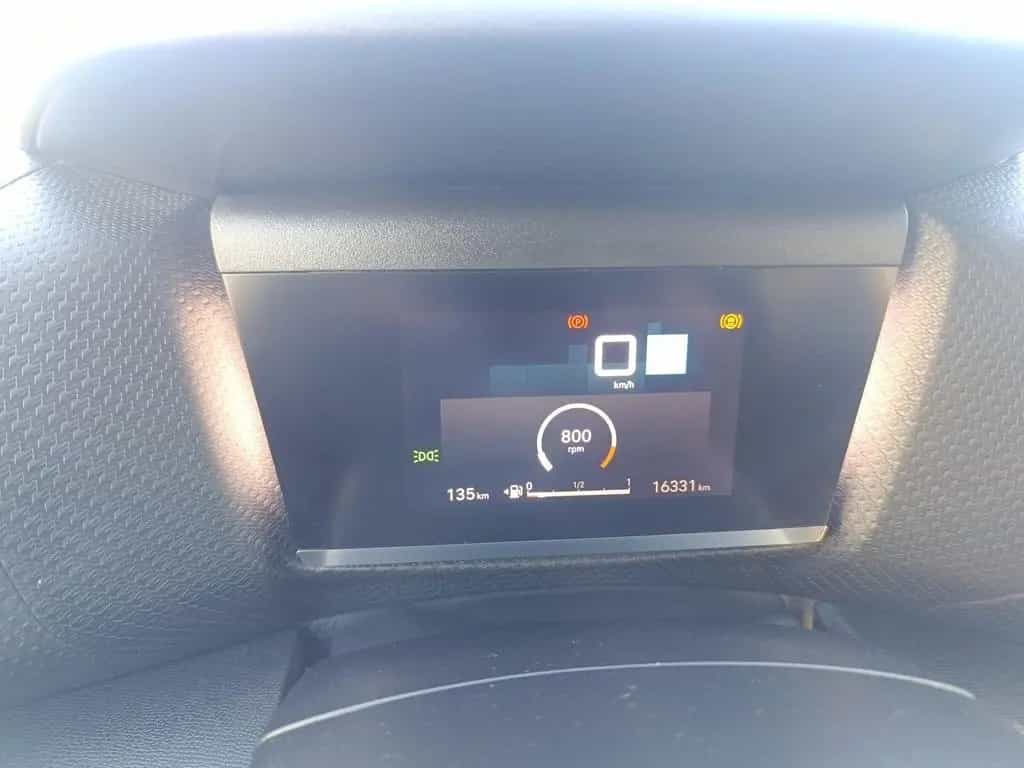 Citroën C4 1.2 PureTech 130 Shine KeyLess LED Navi LM 10/2023-photo-4