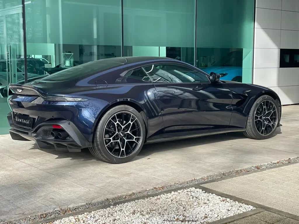 Aston Martin V8 Vantage 4.0 V8 06/2019-photo-11