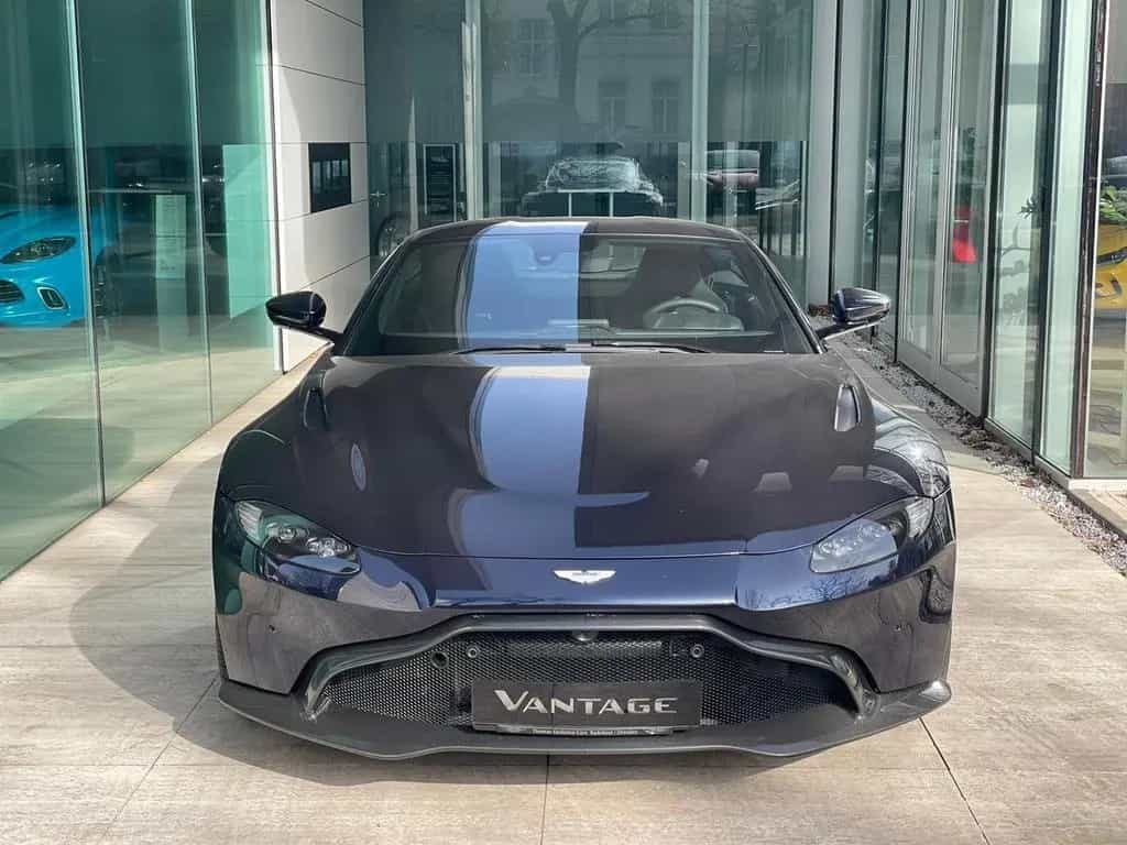 Aston Martin V8 Vantage 4.0 V8 06/2019-photo-3