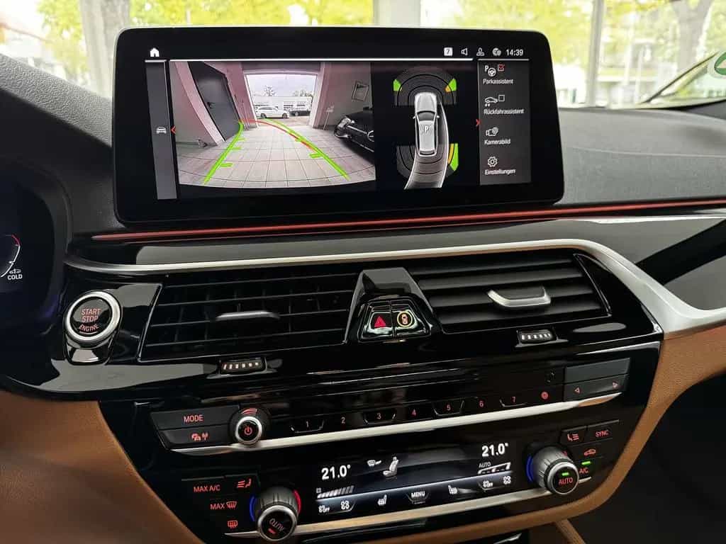 BMW 520 d Tour. M Sport LED MATRIX PANO ADAPTIV FW 01/2022-photo-12