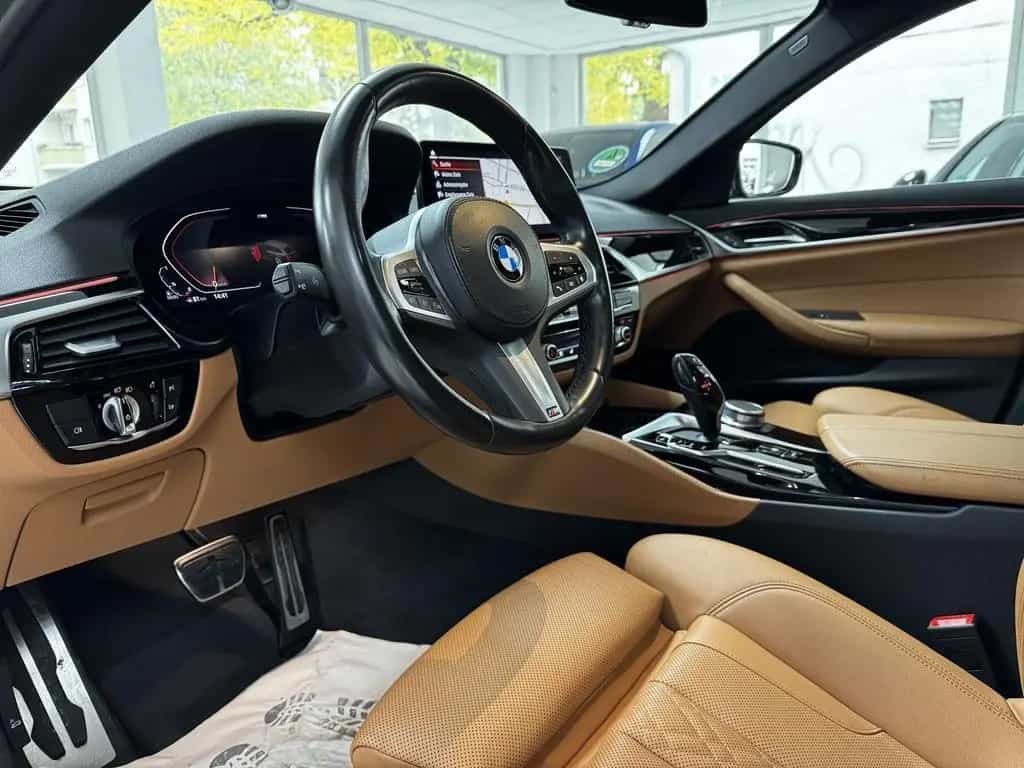 BMW 520 d Tour. M Sport LED MATRIX PANO ADAPTIV FW 01/2022-photo-9