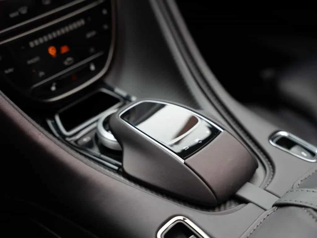 Aston Martin DBS 770 Ultimate Volante | Carbon Fibre Seats 06/2024-photo-27