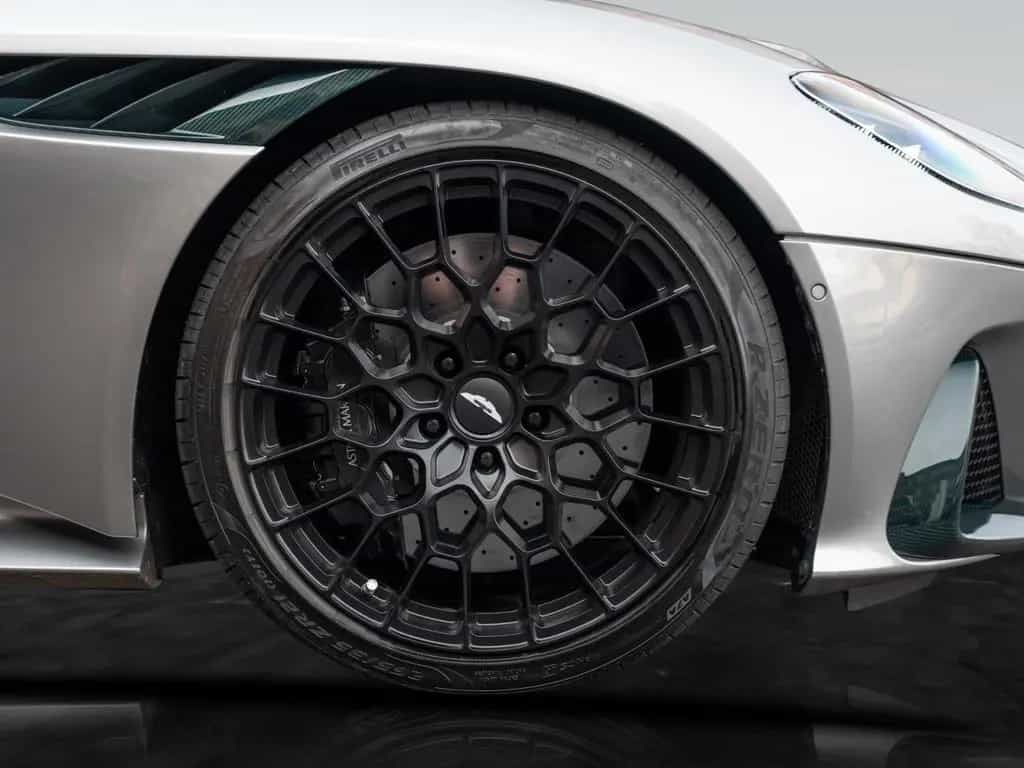 Aston Martin DBS 770 Ultimate Volante | Carbon Fibre Seats 06/2024-photo-7
