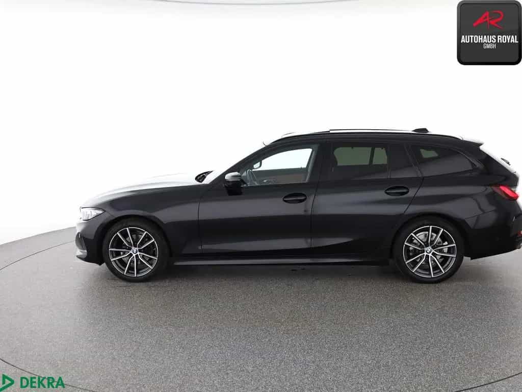 BMW 320 d T xDrive M SPORT 18Z KAMERA,1.HD,PANO,SH 07/2022-photo-1
