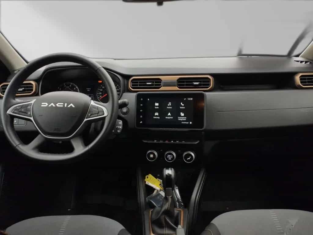 Dacia Duster II TCE 150 EDC Extreme Kamera 12/2024-photo-13