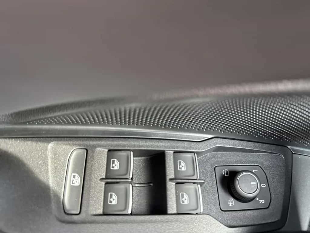 Volkswagen Tiguan Goal 1.5 eTSI DSG AHK+ACC+Matrix+Carplay+ 03/2025-photo-18