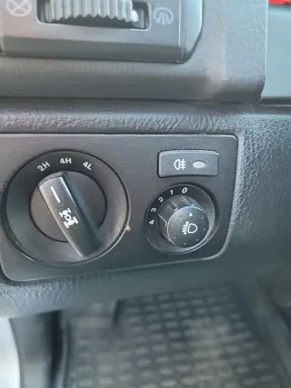 Ssangyong REXTON Rexton 270 Xdi*SZH*Klimaaut*Leder*AHK*LMF 10/2006-photo-12