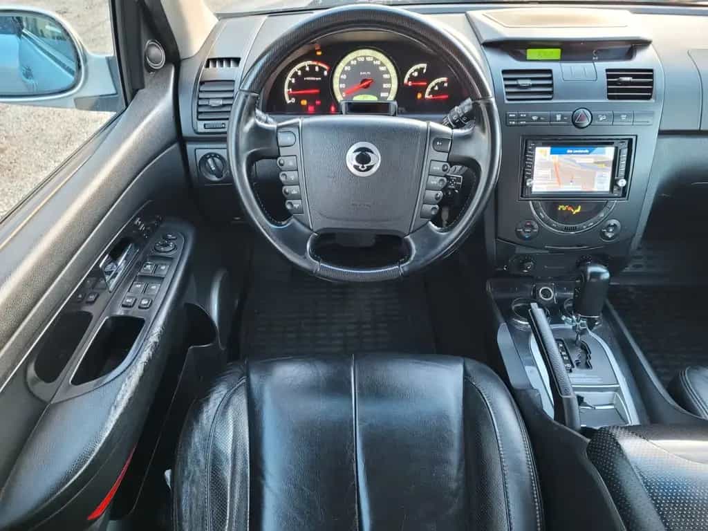 Ssangyong REXTON Rexton 270 Xdi*SZH*Klimaaut*Leder*AHK*LMF 10/2006-photo-15