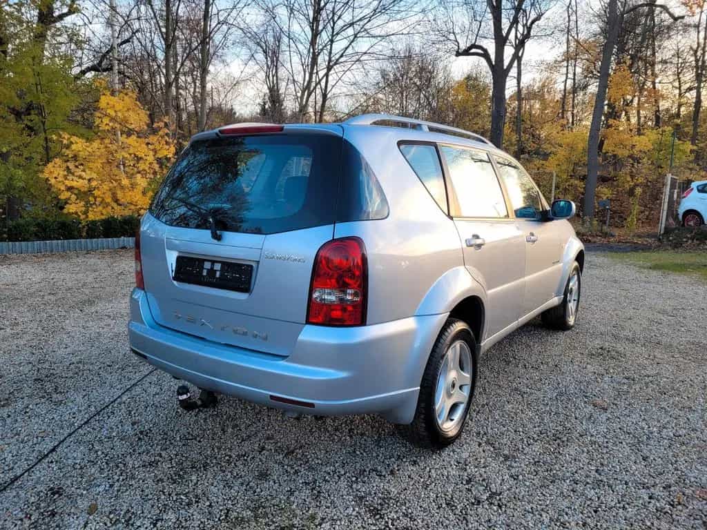 Ssangyong REXTON Rexton 270 Xdi*SZH*Klimaaut*Leder*AHK*LMF 10/2006-photo-5