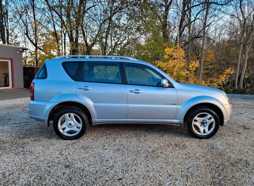 Ssangyong REXTON Rexton 270 Xdi*SZH*Klimaaut*Leder*AHK*LMF 10/2006-photo-6