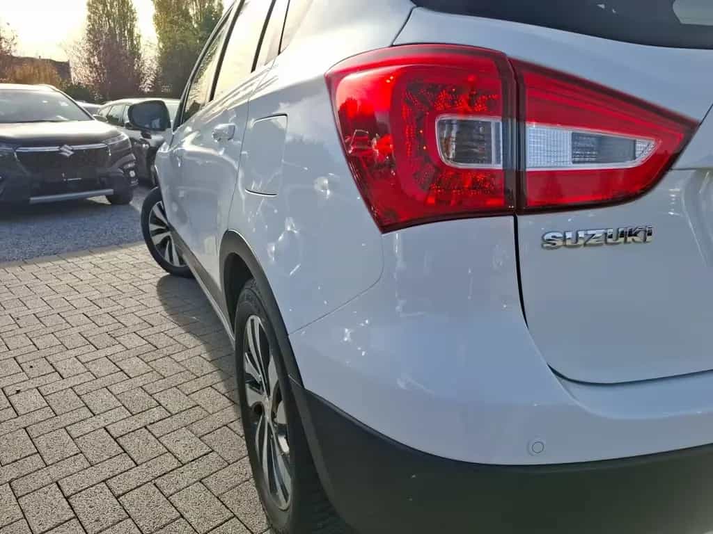 Suzuki (SX4) S-Cross SX4 S-Cross 1.4 Comfort+ NAVI LED ACC PANO 10/2021-photo-8