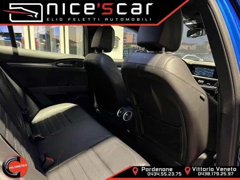Alfa Romeo Stelvio Stelvio 2.0 Turbo 280 CV AT8 05/2023-photo-8