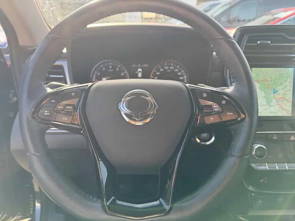 Ssangyong Tivoli 1.5 T-GDi Sapphire  Vollleder*Sitzheiz 12/2019-photo-11