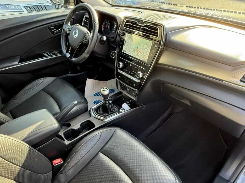 Ssangyong Tivoli 1.5 T-GDi Sapphire  Vollleder*Sitzheiz 12/2019-photo-19