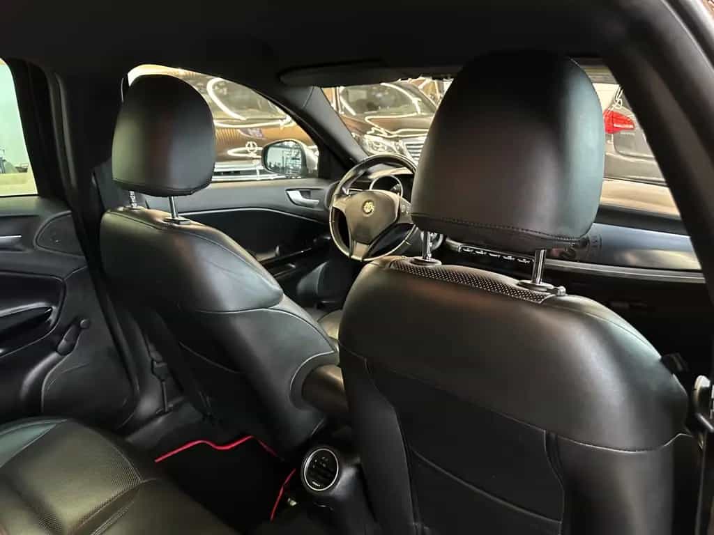 Alfa Romeo Giulietta Quadrifoglio Verde *Klima*Radio*PDC*BT 08/2011-photo-20