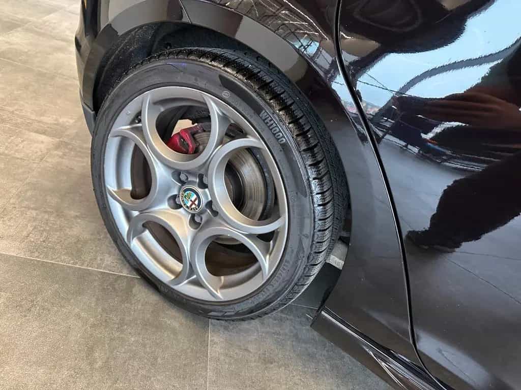 Alfa Romeo Giulietta Quadrifoglio Verde *Klima*Radio*PDC*BT 08/2011-photo-45