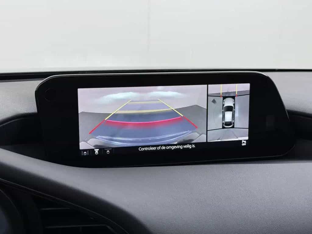 Mazda 3 2.0 e-SkyActiv-X M Hybrid 186 Luxury Leder | B 07/2021-photo-4
