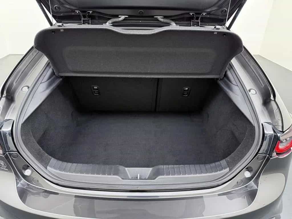 Mazda 3 2.0 e-SkyActiv-X M Hybrid 186 Luxury Leder | B 07/2021-photo-9