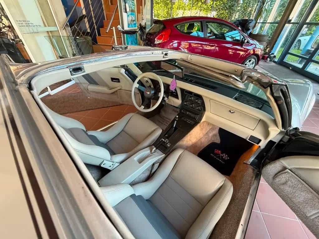 Corvette C3 Targa Collectors Edition 07/1982-photo-15