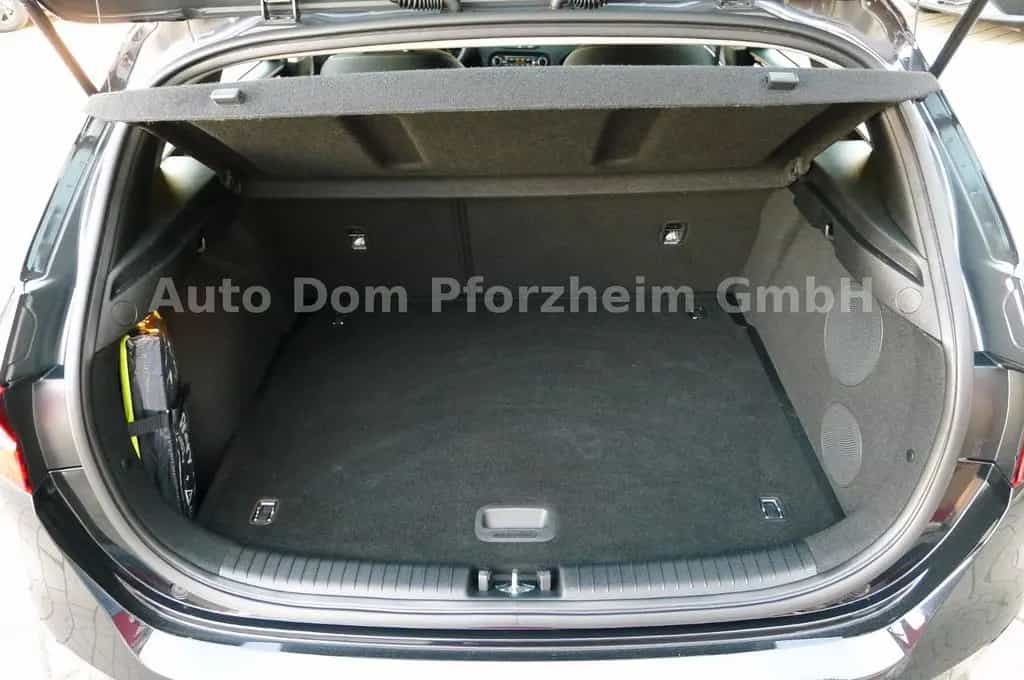 Kia Ceed 1.5T DCT7 SPIRIT /NAVI/UVO/LED 04/2025-photo-10