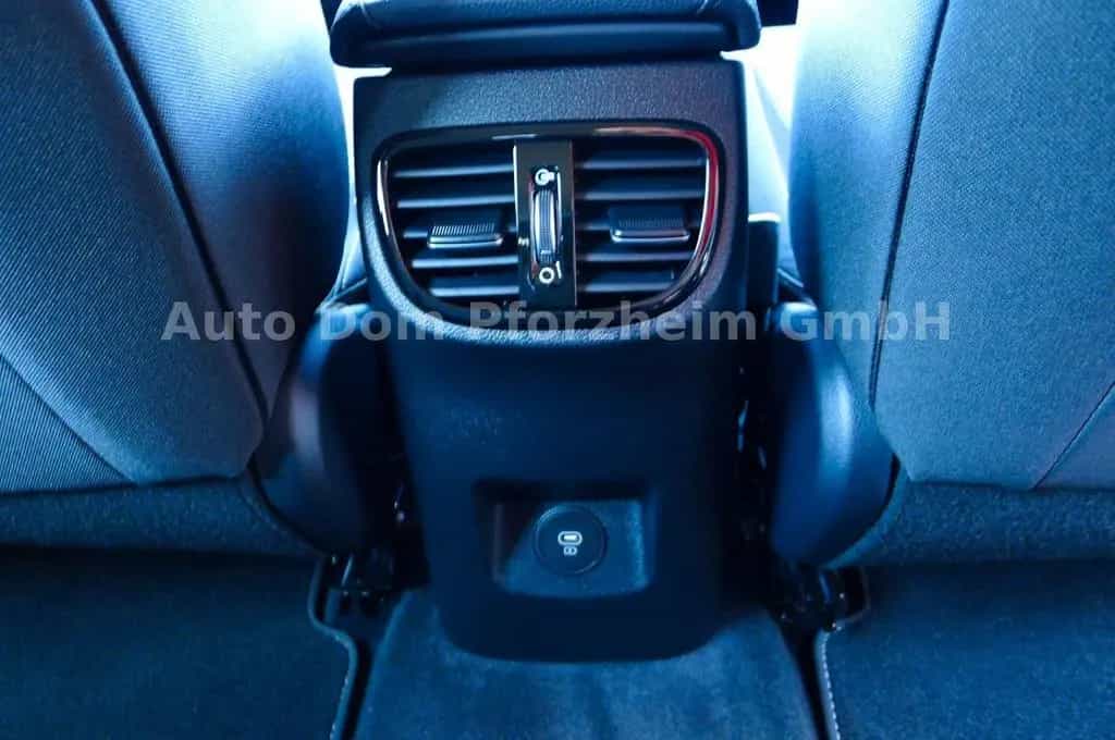 Kia Ceed 1.5T DCT7 SPIRIT /NAVI/UVO/LED 04/2025-photo-9
