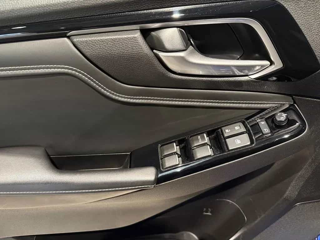 Isuzu D-Max LS 1.9 TD Double Cab 4WD LSE Apple CarPlay 11/2022-photo-16