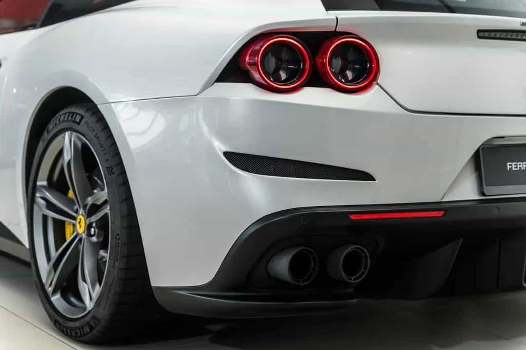 Ferrari GTC4 Lusso 6.3 V12 DCT 08/2018-photo-10