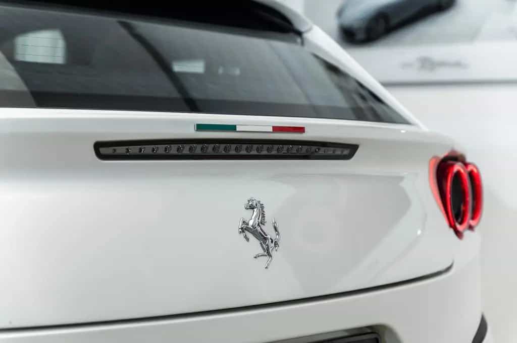 Ferrari GTC4 Lusso 6.3 V12 DCT 08/2018-photo-11