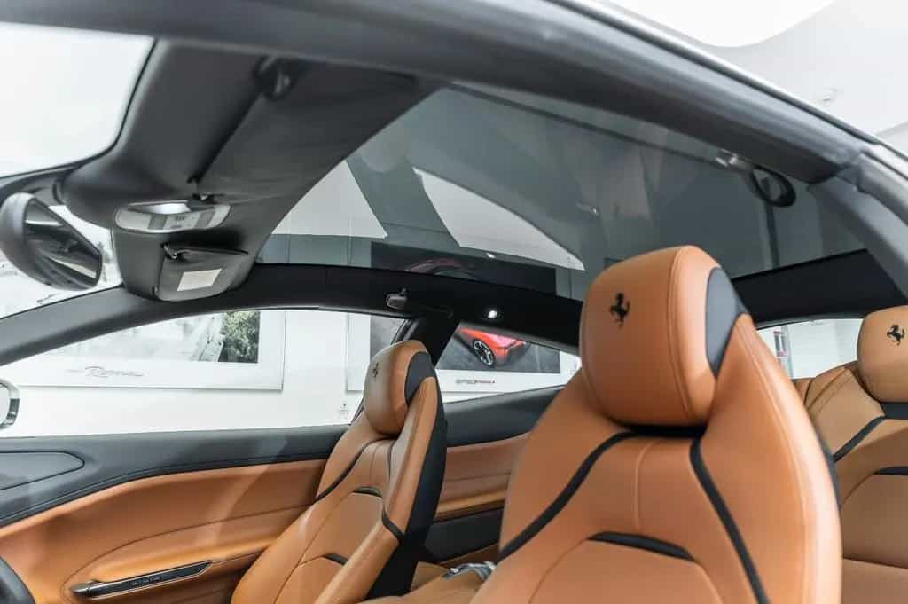 Ferrari GTC4 Lusso 6.3 V12 DCT 08/2018-photo-23