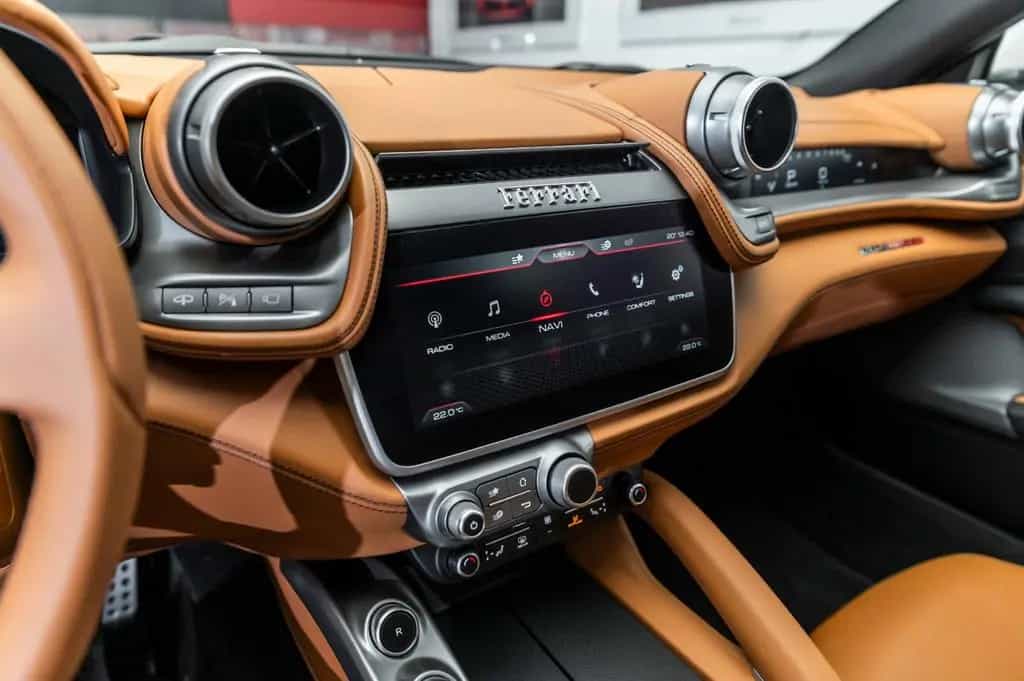 Ferrari GTC4 Lusso 6.3 V12 DCT 08/2018-photo-26