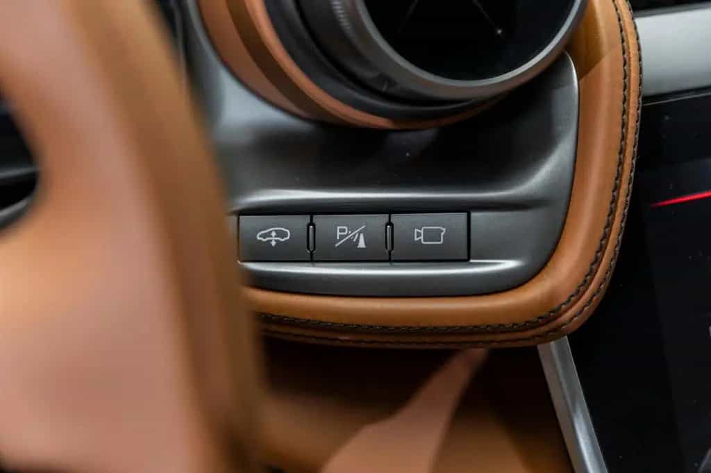 Ferrari GTC4 Lusso 6.3 V12 DCT 08/2018-photo-37