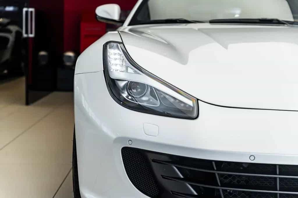 Ferrari GTC4 Lusso 6.3 V12 DCT 08/2018-photo-8