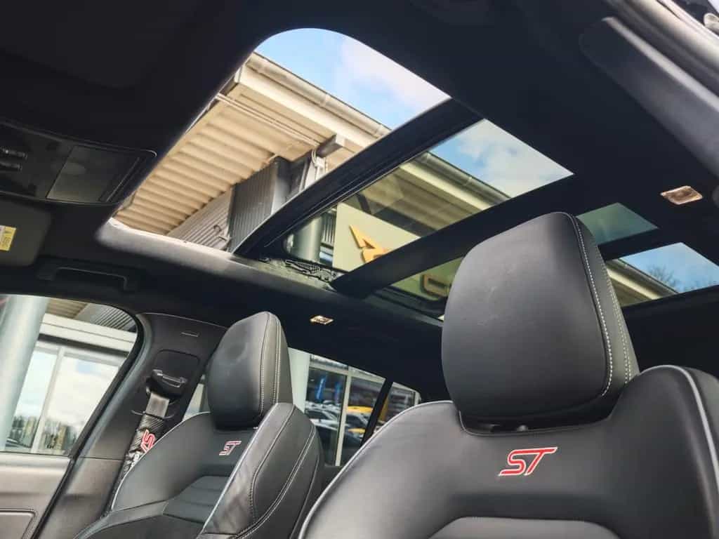 Ford Focus Turnier ST 280PS NAVI+SHZ+LED+APP+RFK+ 11/2021-photo-27