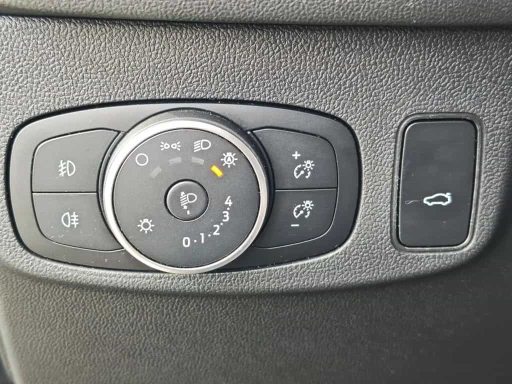 Ford Focus Turnier ST 280PS NAVI+SHZ+LED+APP+RFK+ 11/2021-photo-29
