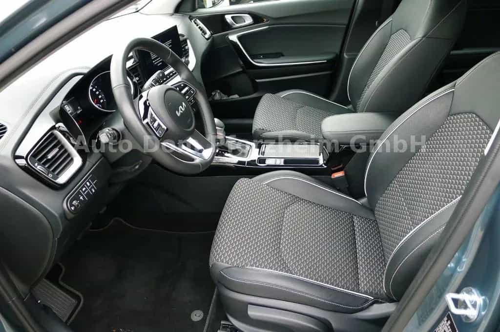 Kia XCeed 1.5 T-GDI DCT Vision + Komfort-Paket/NAVI 09/2024-photo-11
