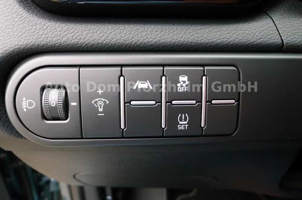 Kia XCeed 1.5 T-GDI DCT Vision + Komfort-Paket/NAVI 09/2024-photo-13