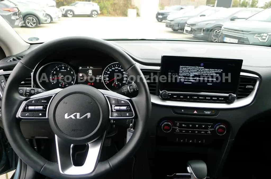 Kia XCeed 1.5 T-GDI DCT Vision + Komfort-Paket/NAVI 09/2024-photo-14