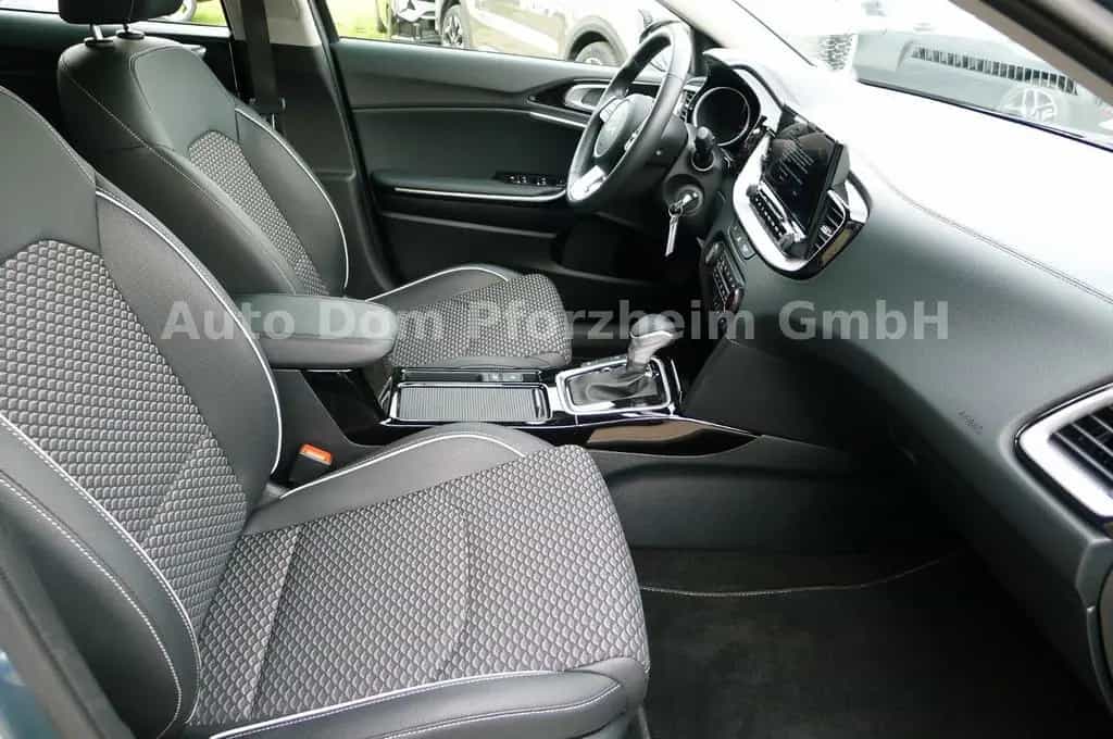 Kia XCeed 1.5 T-GDI DCT Vision + Komfort-Paket/NAVI 09/2024-photo-6
