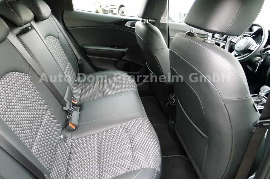 Kia XCeed 1.5 T-GDI DCT Vision + Komfort-Paket/NAVI 09/2024-photo-7