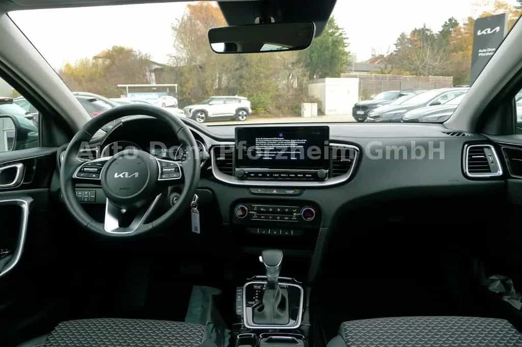 Kia XCeed 1.5 T-GDI DCT Vision + Komfort-Paket/NAVI 09/2024-photo-8