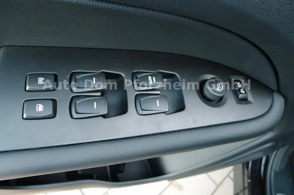 KGM Musso Grand KHAN 2.2D 1/100 AWD AT AHK null-photo-12